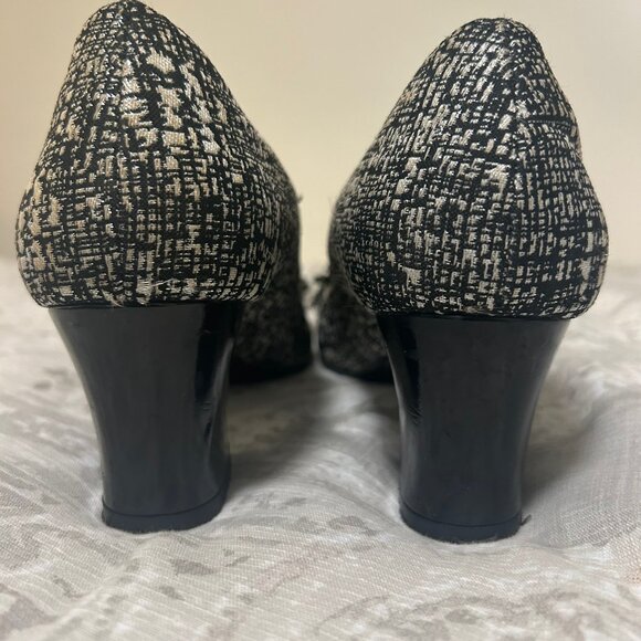 J Renee Emily Dress Shoe - Picture 5 of 9